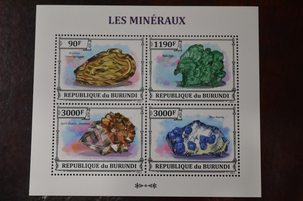 Бурунди. Марки. Блок. (А-39) Полтава - изображение 1