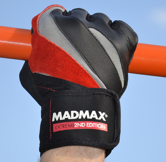 Перчатки для фітнесу MadMax MFG-568 Extreme 2nd edition Black/Red M Кам'янське - фото 9