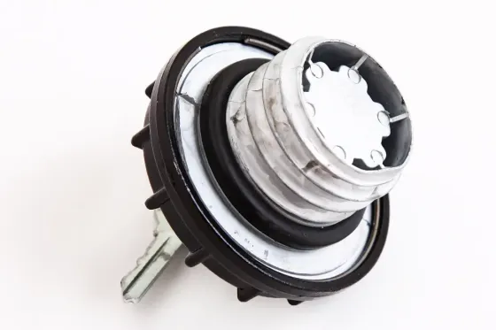 Крышка бензобака 2108 с ключами метал. (2121, Lanos) Винница