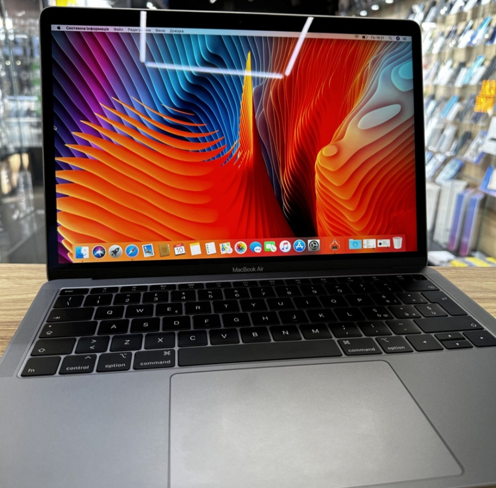 MacBook Air 13 (2019)i5/8/128Gb Space Gray Киев - изображение 1