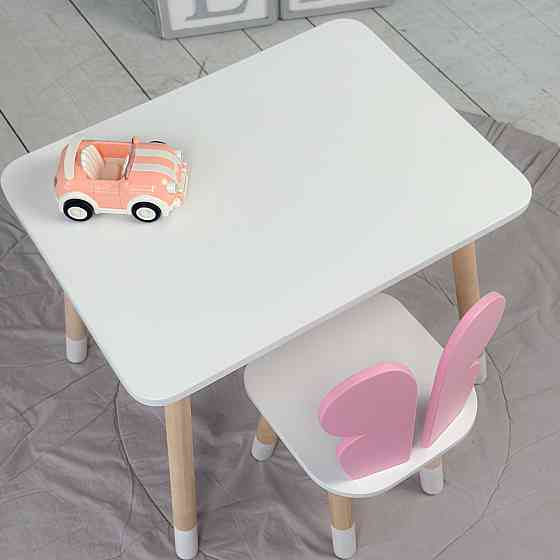 Детский  прямоугольный стол и стул розовый бабочка с белым сидением. Детский белый столик Киев