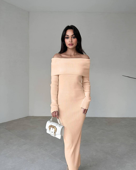 Жіноче привабливе плаття з відкритим плечем рубчик Беж, 46/48 Одеса - фото 1