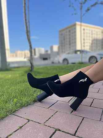 Vesna Жіночі черевики VESNA чорні натуральна замша висота 10,5см каблук 8см 36р. (1183) Коломия