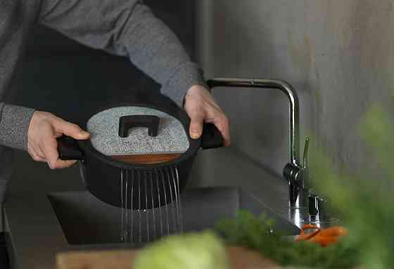 Кастрюля 3,5л fiskars hard face hardtec superior ø 22 см, черная (1020875) Нововолынск