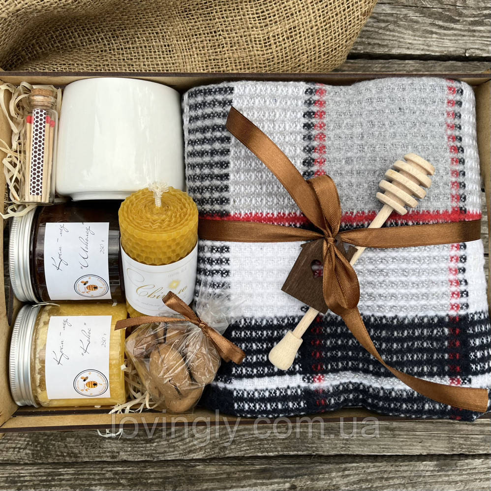 Оригінальний подарунок чоловікові – набір у дерев’яному боксі з пледом і медом Ірпінь - фото 3