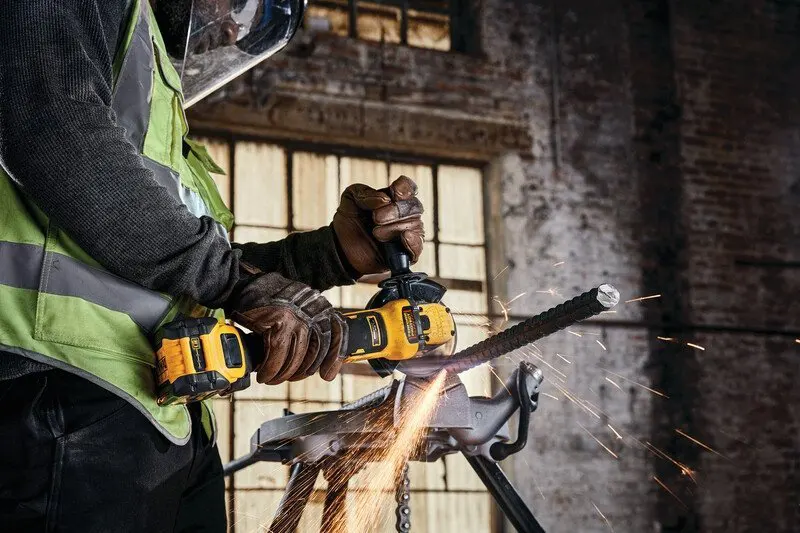 Професійна шліфмашина кутова - болгарка акумуляторна безщіткова DeWALT DCG409VSNT : без АКБ, диск 125мм (DCG409VSNT) Київ - фото 9