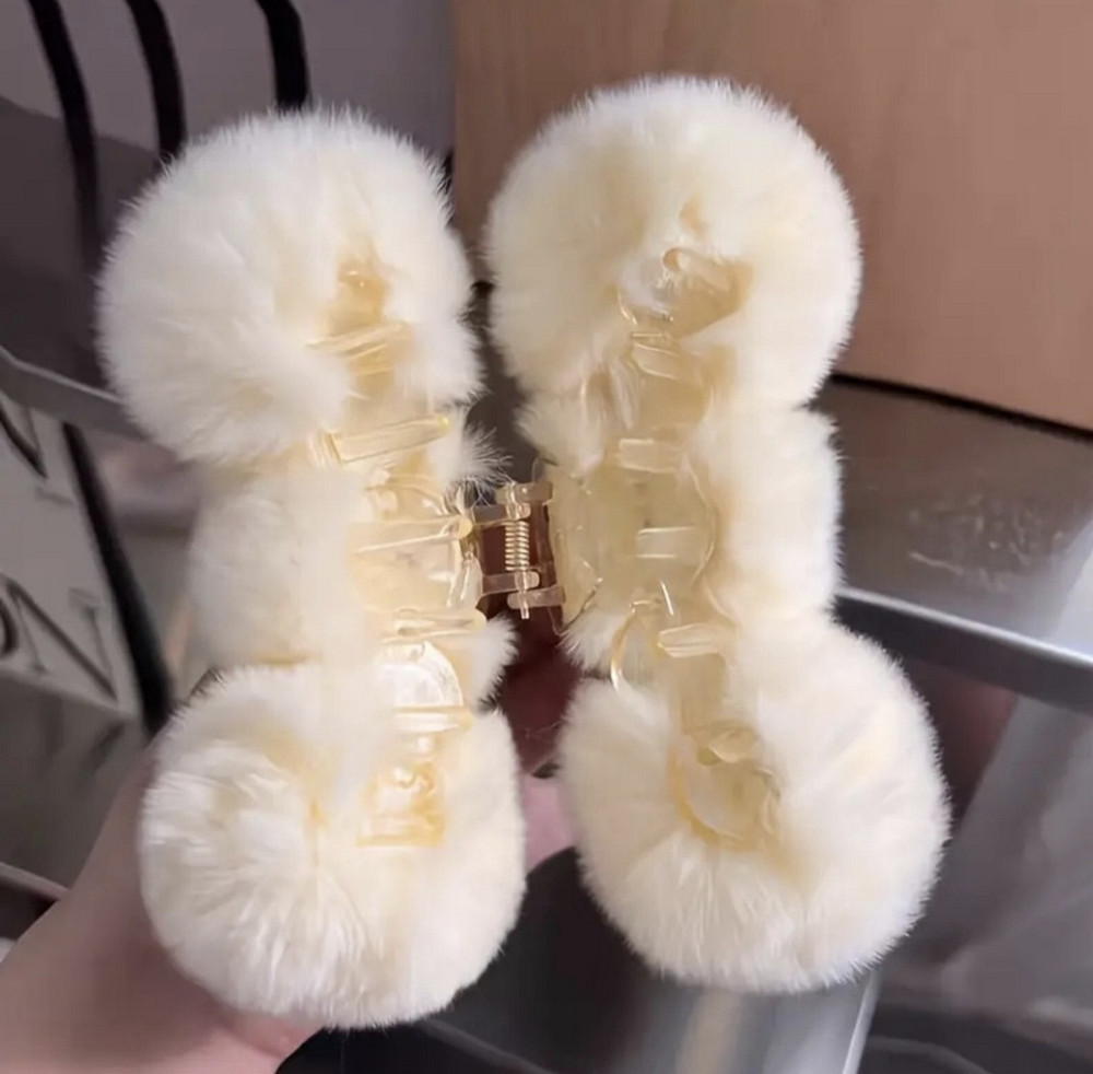 Шпилька крабік із хутра Сміла - фото 3