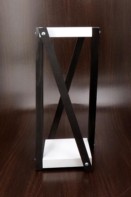 Подставка для цветов 