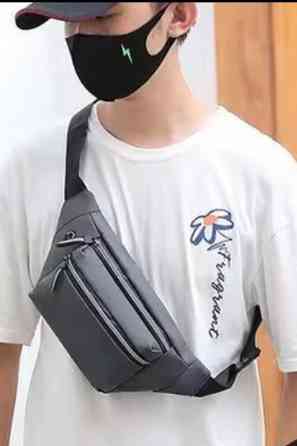 Сумка-бананка на пояс 3 кармана с отверстием для наушников унисекс 32 на 12 см синий Киев