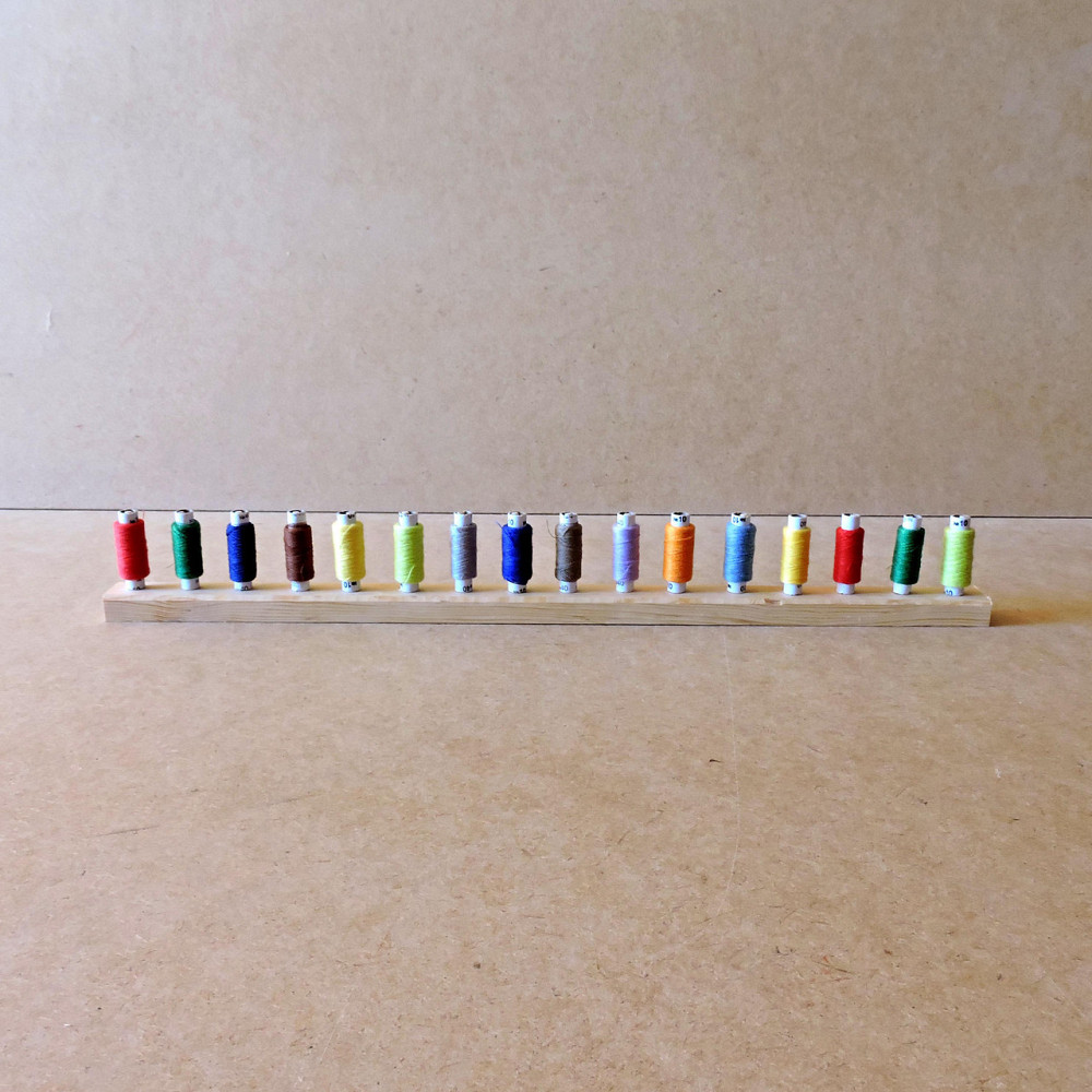 Органайзер для ниток 