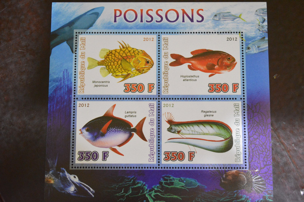 Мали. Марки. Фауна. Блок. 2012 год (В-3) Полтава - изображение 1