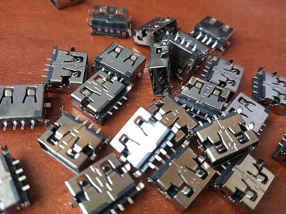 Гніздо USB тип A (180 градусів) монтажне Полтава