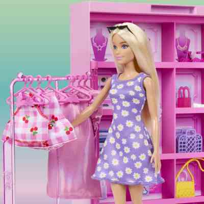 Лялька Barbie Стильна гардеробна з лялькою (HXD58) Вінниця