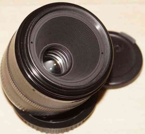 Canon EF 50mm f/2.5 Macro Киев