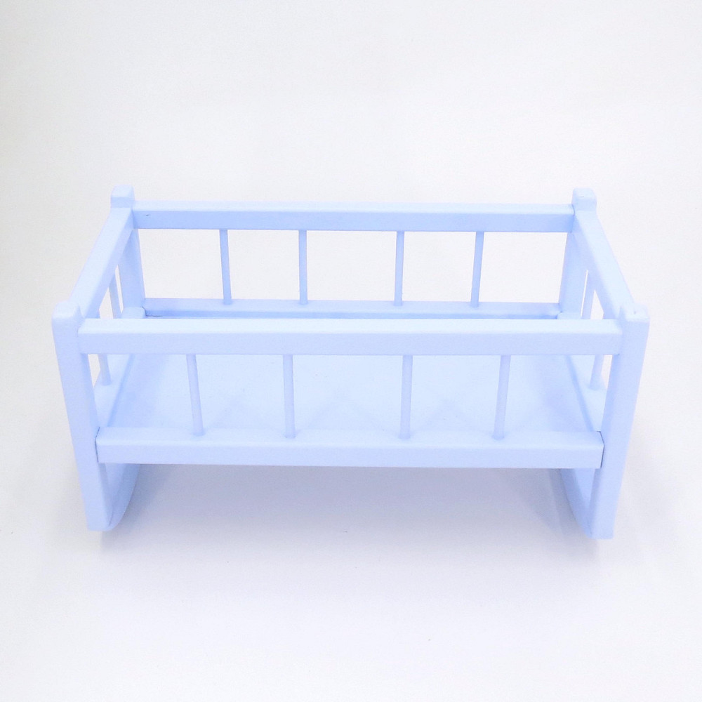 Кровать для кукол 