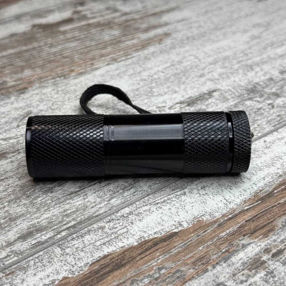 Фонарь ультрафиолетовый мини 9LED 395-400нм, УФ фонарик для проверки документов, банкнот и скрытых меток Киев - изображение 2