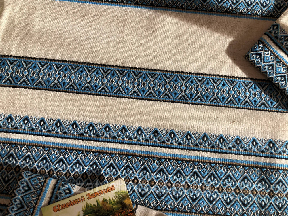 Голубая вышитая скатерть  с салфетками Киев - изображение 4