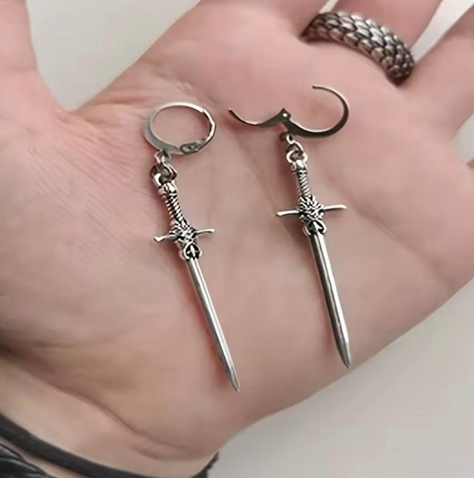 Серьги меч серебристые 7 см — готические подвески кинжал с чернением, пара, унисекс Киев - изображение 2