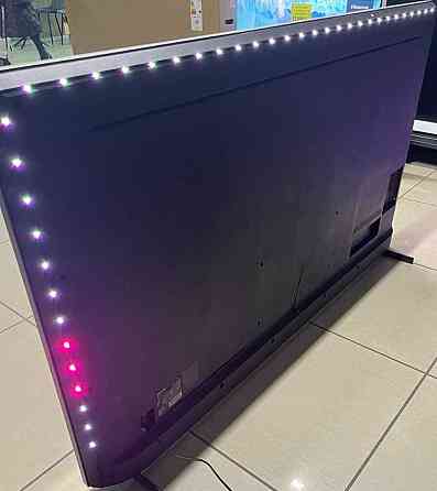 70" Безрамний Ambilight Smart 4K PHILIPS 70PUS8105 Харків