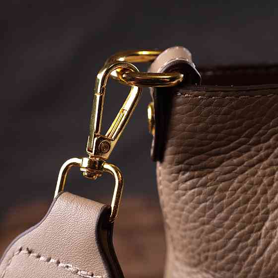 Сумка жіноча з оригінальною застібкою ґудзиком з натуральної шкіри Vintage 22320 Бежева Київ