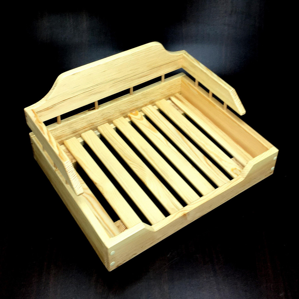 Лежак деревянный для собаки 