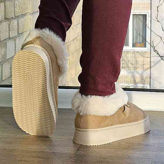 Зимові жіночі Уги Бежеві Чоботи з Хутром Теплі Сірі (розміри: 36,37,38,39,40,41) Дніпро