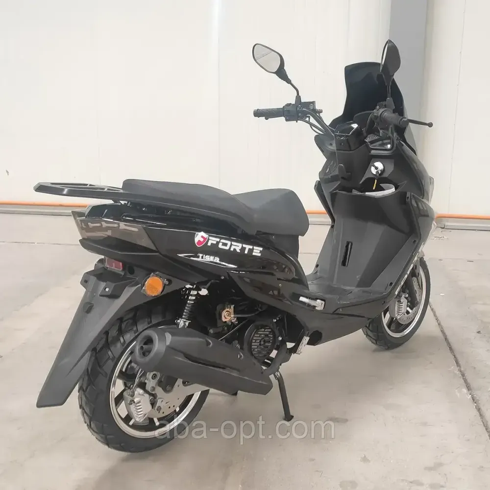 Скутер бензиновый FORTE TIGER 150 CC Объем 150 см³ шины 60-13