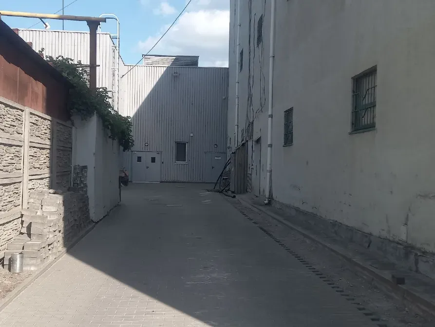 Магазин в ТЦ. 3\3 Залишається все що на фото канікули на заїзд і тд. Гарний ремонт Дніпро - фото 5