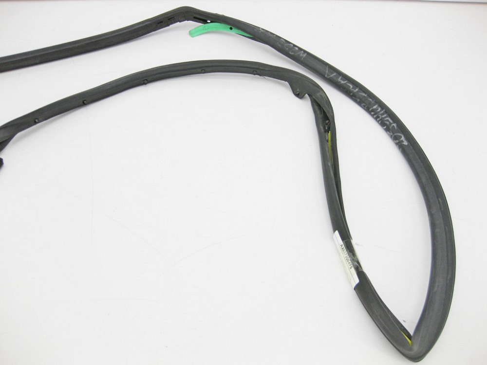 Mercedes-Benz  A2037300478 Ущільнювач задніх правих дверей C-Class S203 універсал Одесса - изображение 6