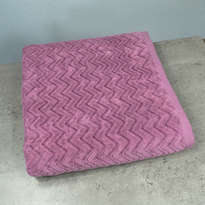 Набор махровых полотенец Жаккардовых с велюром 2шт GM Textile 50x90см, 70x140см 550г/м2 (Фиолетовый) Сумы - изображение 6