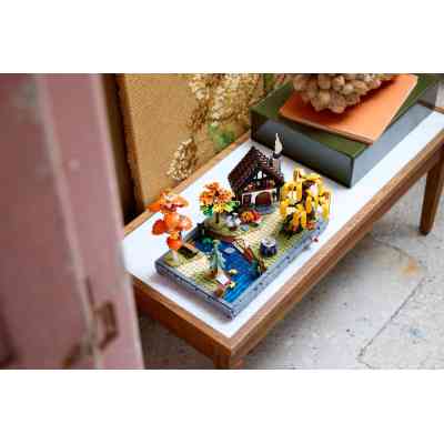 Конструктор LEGO Icons Осенний коттеджный сад (11372) Винница