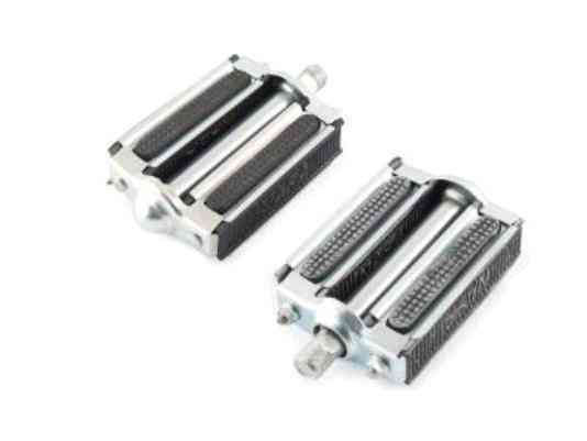 Педали велосипедные (металл, резиновые вставки, основа хром) Мукачево