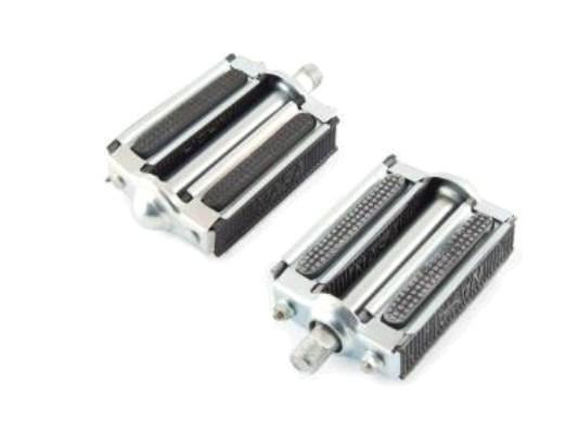 Педали велосипедные (металл, резиновые вставки, основа хром) Мукачево - изображение 1