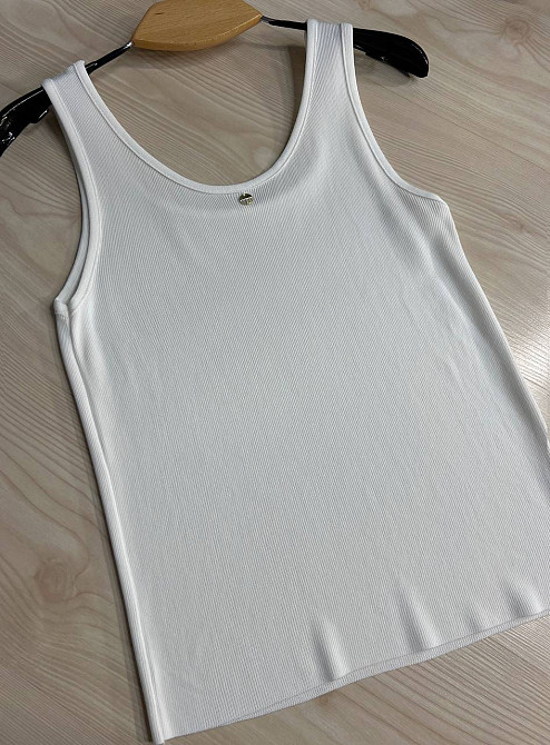 Майка жіноча A-N 2295 в рубчик з кулоном, білий, one size Київ - фото 10