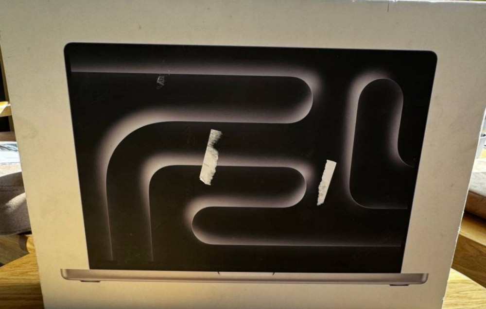 Ноутбук Apple MacBook Pro 16