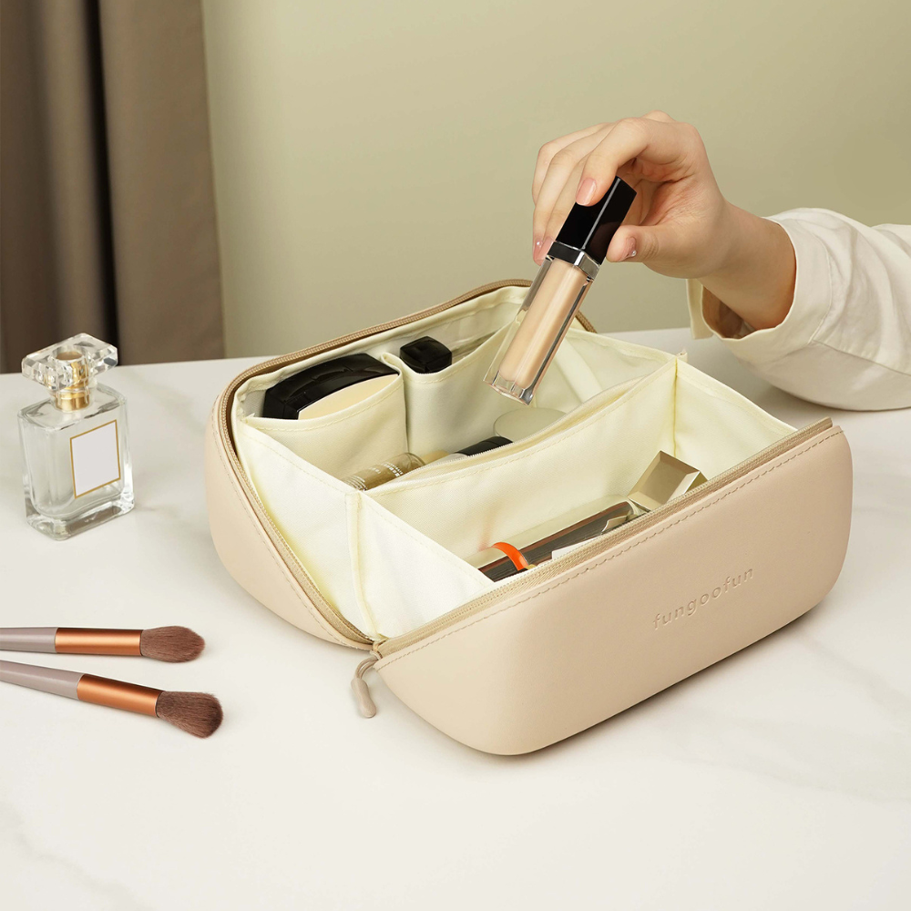 Косметичка силиконовая,дорожняя Fungoofun для аксессуаров в ваную и душ,водонепроницаемая на молнии,бежевая Каменец-Подольский - изображение 3