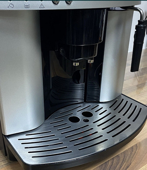 Кофемашина Delonghi Magnifica Silver Киев - изображение 5