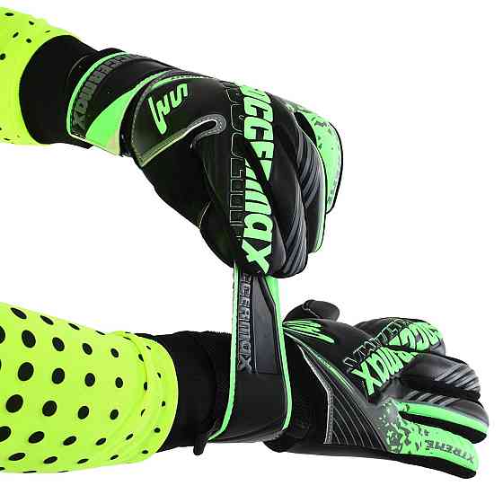 Рукавиці воротарські SOCCERMAX GK-4316, р. 8 Вишнёвое