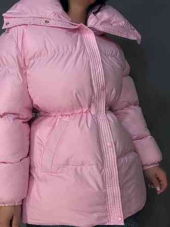Куртка женская Haiziyuan 8055 глянцевая пуфер удлиненная с утяжкой на талии розовая, розовый, M Киев