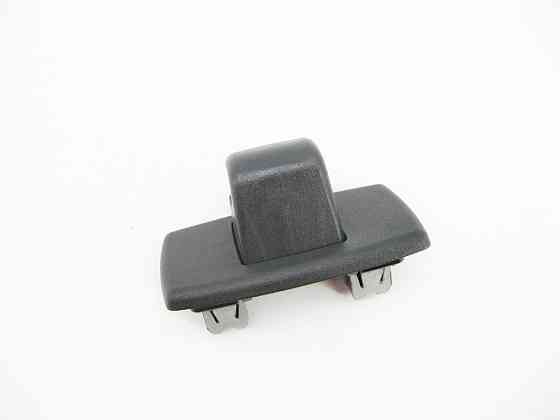 Mercedes-Benz  A2468100012 9051 Кріплення сонцезахисного козирка + A0998110007 9051 заглушка CLA Shooting Brake X117 CLA C117 GLA X156 A-class W176 B- Одеса