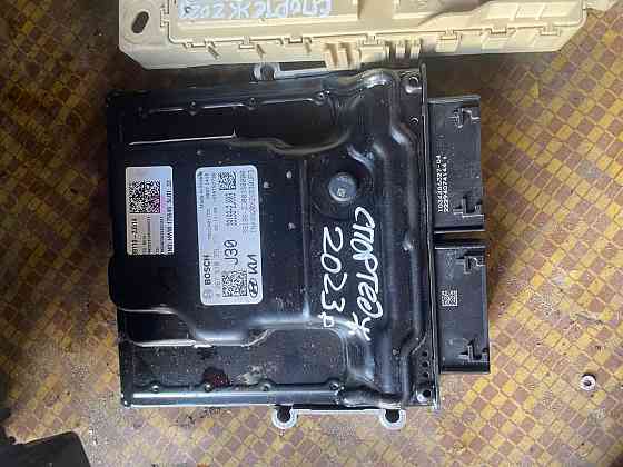 Блок керування двигуном Hyundai Elantra 2021-2025 Київ