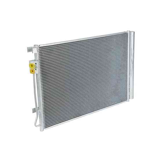 Радіатор охолодження Hyundai, Kia 976061R000 35398 Київ