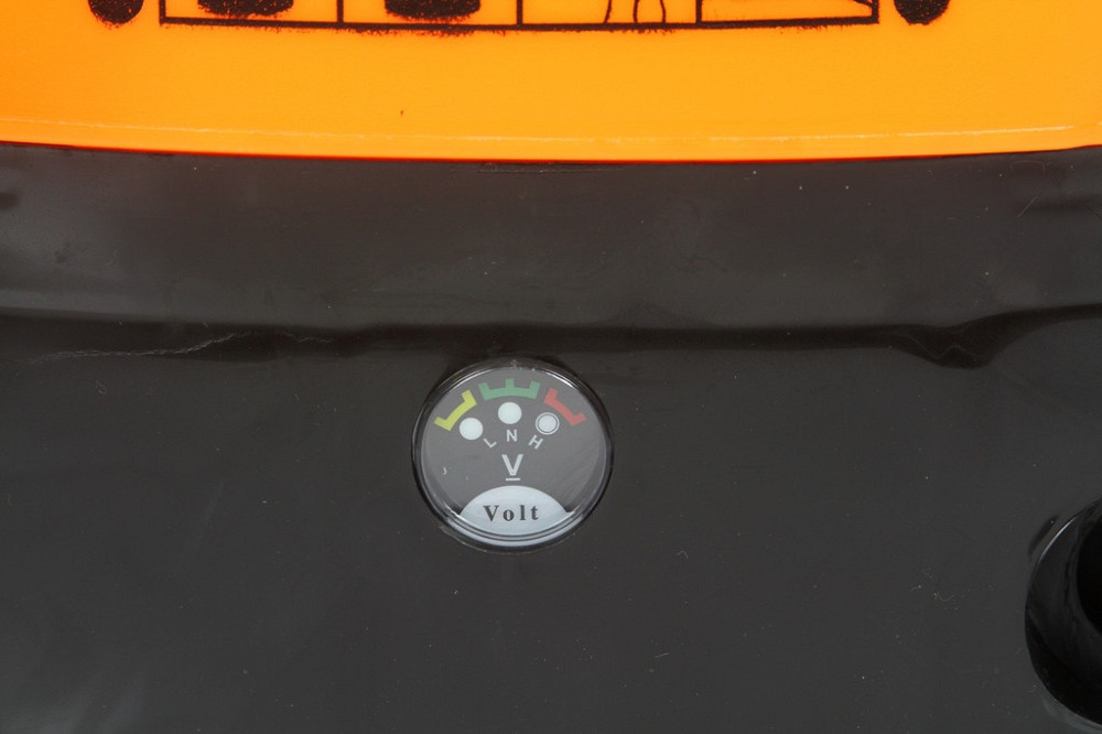 Аккумуляторный опрыскиватель ранцевый 16 литров с насадками Mar-Pol 