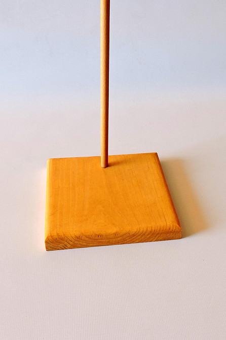 Подставка для кукол 