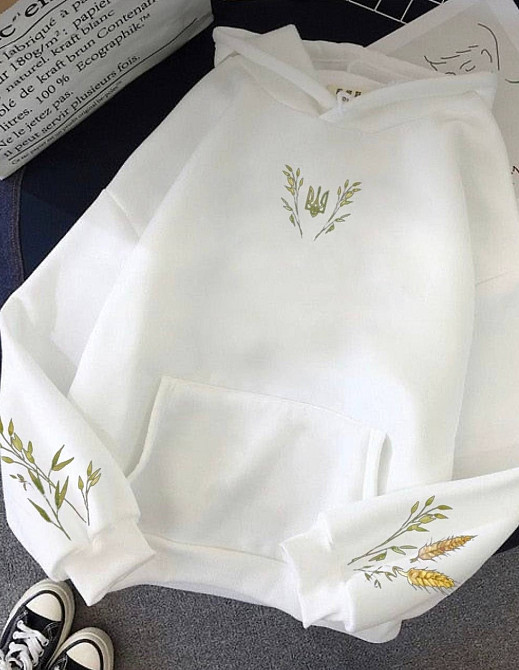 Утепленный худи с патриотическим принтом 