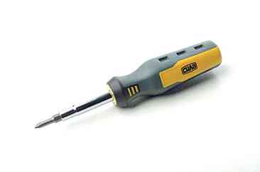 Отвертка универсальная CrV Перевертыш (4 насадки) СИЛА Ровно