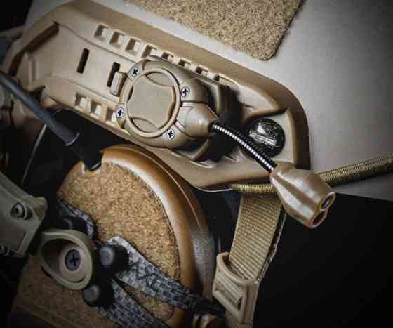 Тактический фонарь Wosport на шлем для MPLS Койот Киев