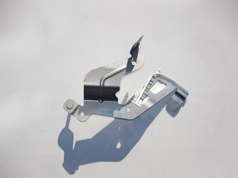 Mercedes-Benz  A2640101303 Кронштейн - тримач верхньої шумоізоляції двигуна M264 R4 1.5 2.0л E-Class W213 C238 C-Class W205 CLS C257 Одеса - фото 2