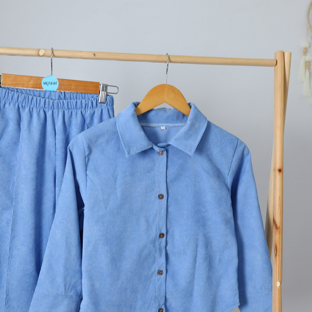 Праздничный вельветовый костюм рубашка+брюки для мальчика голубого цвета Каменец-Подольский - изображение 3