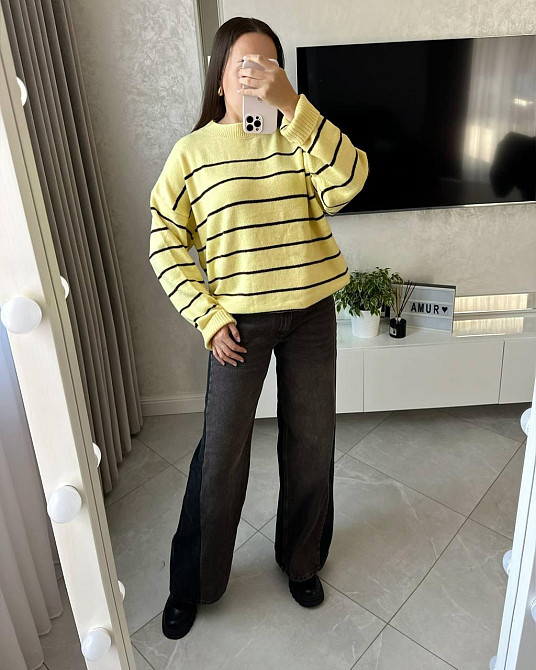 Женский уютный оверсайз свитер в полоску машинная вязка Желтый Одесса - изображение 4